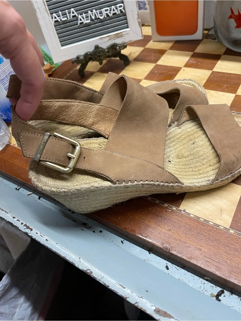 Wedge shoes